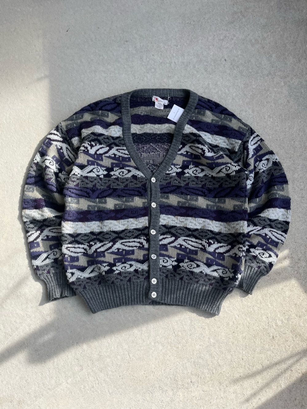 Lumiere Gray & Navy Patterned V-Neck Button Cardigan
